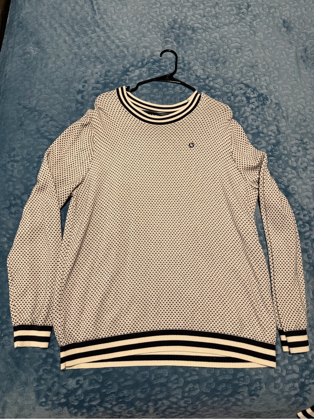Chase Bank Lands End Black and White Patterned Crewneck Sweater